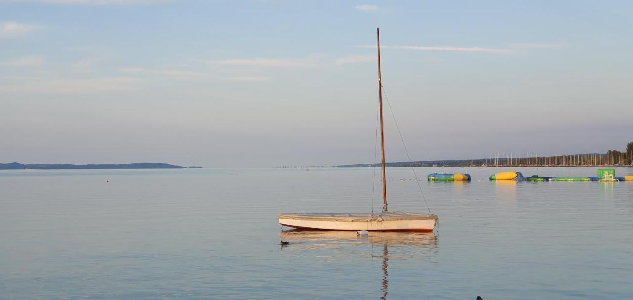 Napfeny Resort Exclusive Balatonlelle Exterior foto